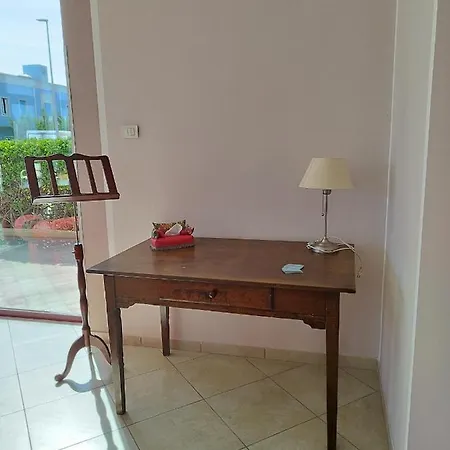 Paola Hotel